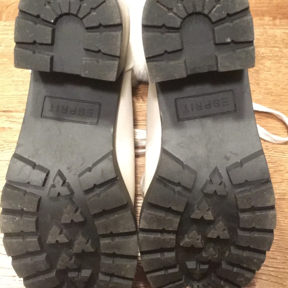 ESPRIT ankle boots, off-white exterior with white fur, size 6. - Picture 5 of 8